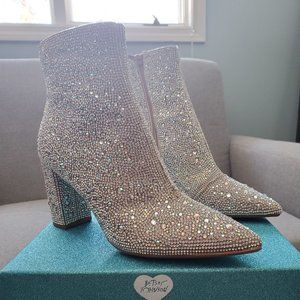 NIB Betsey Johnston Cady Rhinestone Booties SZ 8